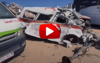 Ambulanze distrutte a Gaza